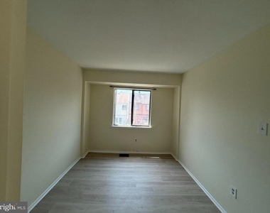 1155 Dublin Place - Photo Thumbnail 22