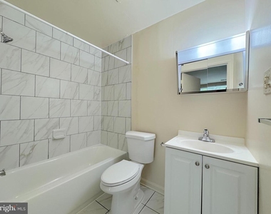 6804 Perry Penney Drive - Photo Thumbnail 14