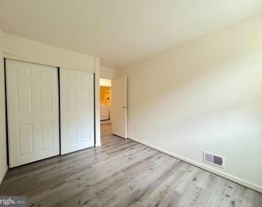 6804 Perry Penney Drive - Photo Thumbnail 11