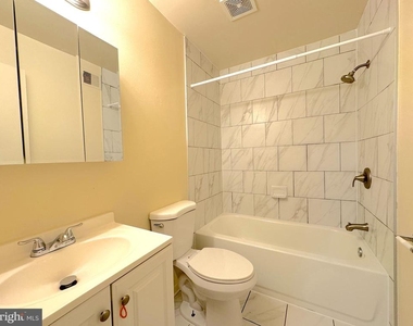 6804 Perry Penney Drive - Photo Thumbnail 16
