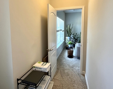 5619 Arbor Chase Drive - Photo Thumbnail 14