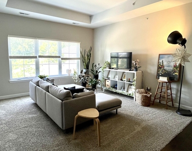 5619 Arbor Chase Drive - Photo Thumbnail 6