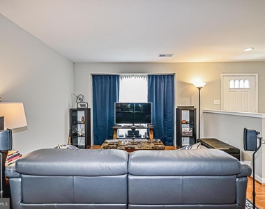 8606 Rocky Gap Court - Photo Thumbnail 5