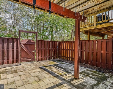 8606 Rocky Gap Court - Photo Thumbnail 20