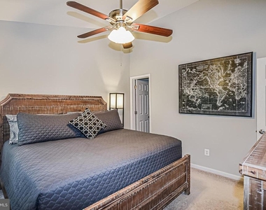 8606 Rocky Gap Court - Photo Thumbnail 23