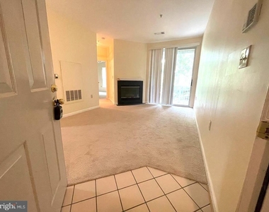 2203 Westcourt Lane - Photo Thumbnail 6