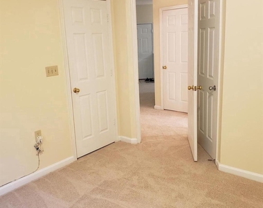 2203 Westcourt Lane - Photo Thumbnail 14