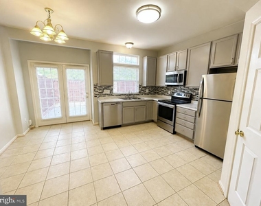 6731 Stone Maple Terrace - Photo Thumbnail 3