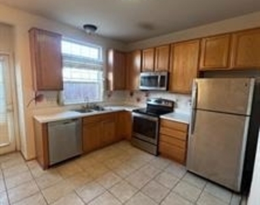 6731 Stone Maple Terrace - Photo Thumbnail 3