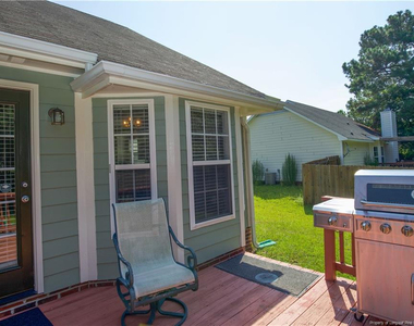112 Raymond Street - Photo Thumbnail 41