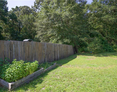 112 Raymond Street - Photo Thumbnail 46