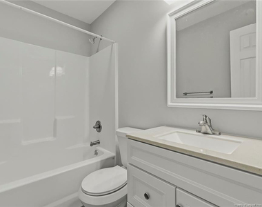407 W Mooring - Photo Thumbnail 16