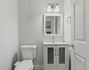 407 W Mooring - Photo Thumbnail 9