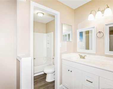 4562 Ruby Road - Photo Thumbnail 20