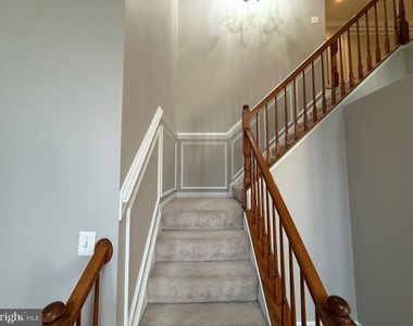 1404 Graham Drive - Photo Thumbnail 40