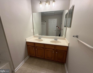 1404 Graham Drive - Photo Thumbnail 65