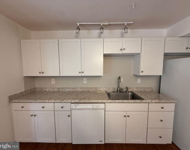1404 Graham Drive - Photo Thumbnail 83