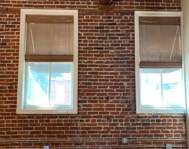 311 William Street - Photo Thumbnail 4