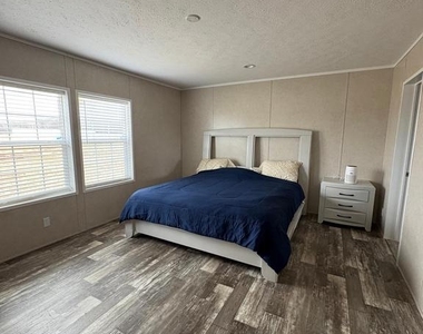 8236 Camden Road - Photo Thumbnail 8