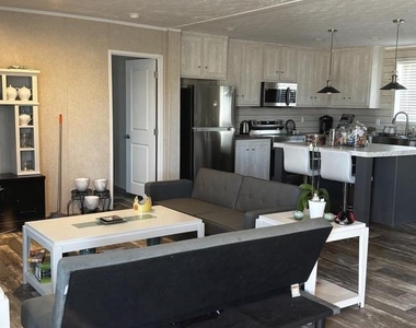 8236 Camden Road - Photo Thumbnail 2