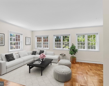 3226 Gunston Road - Photo Thumbnail 5