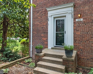 3226 Gunston Road - Photo Thumbnail 3