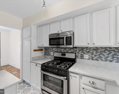 3226 Gunston Road - Photo Thumbnail 12