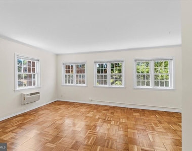 3226 Gunston Road - Photo Thumbnail 6