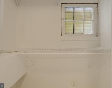619 N Henry Street - Photo Thumbnail 21