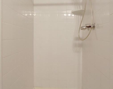 619 N Henry Street - Photo Thumbnail 12