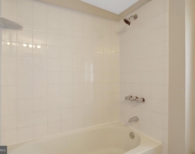 619 N Henry Street - Photo Thumbnail 19