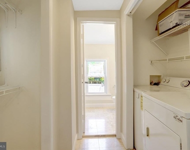 619 N Henry Street - Photo Thumbnail 20