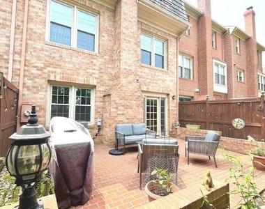 5111 Heritage Lane - Photo Thumbnail 46