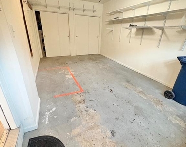 5111 Heritage Lane - Photo Thumbnail 47