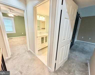 5111 Heritage Lane - Photo Thumbnail 35