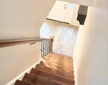 5111 Heritage Lane - Photo Thumbnail 15