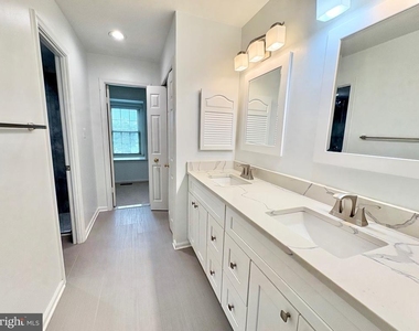 5111 Heritage Lane - Photo Thumbnail 31