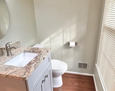 5111 Heritage Lane - Photo Thumbnail 25