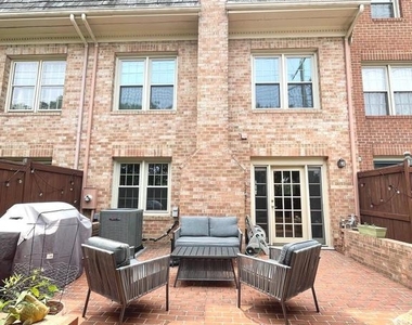 5111 Heritage Lane - Photo Thumbnail 44
