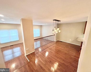 5111 Heritage Lane - Photo Thumbnail 24