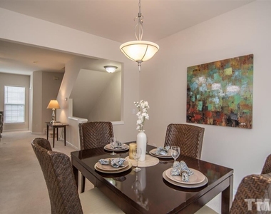 409 Coral Creek Lane - Photo Thumbnail 6