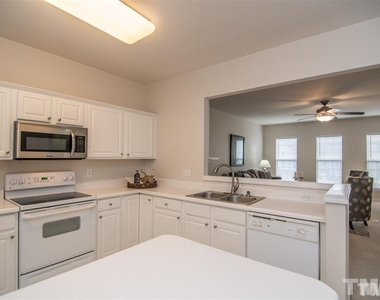 409 Coral Creek Lane - Photo Thumbnail 7