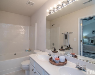 409 Coral Creek Lane - Photo Thumbnail 17