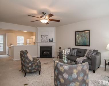 409 Coral Creek Lane - Photo Thumbnail 11
