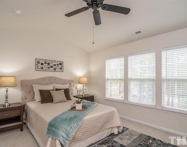 409 Coral Creek Lane - Photo Thumbnail 15