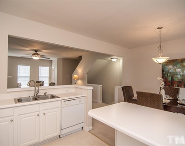 409 Coral Creek Lane - Photo Thumbnail 8