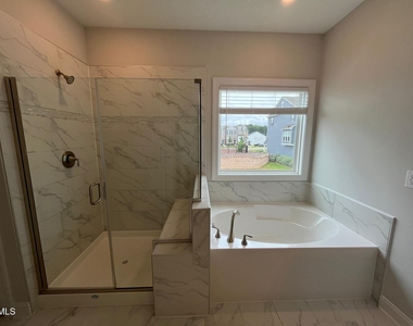 3011 Early Planting Avenue - Photo Thumbnail 36