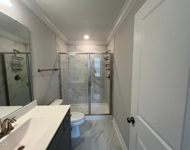 3011 Early Planting Avenue - Photo Thumbnail 27
