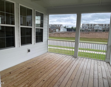 3011 Early Planting Avenue - Photo Thumbnail 45