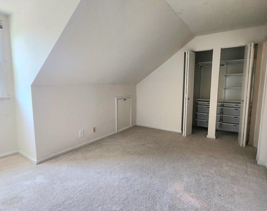 3347 S Wakefield - Photo Thumbnail 16